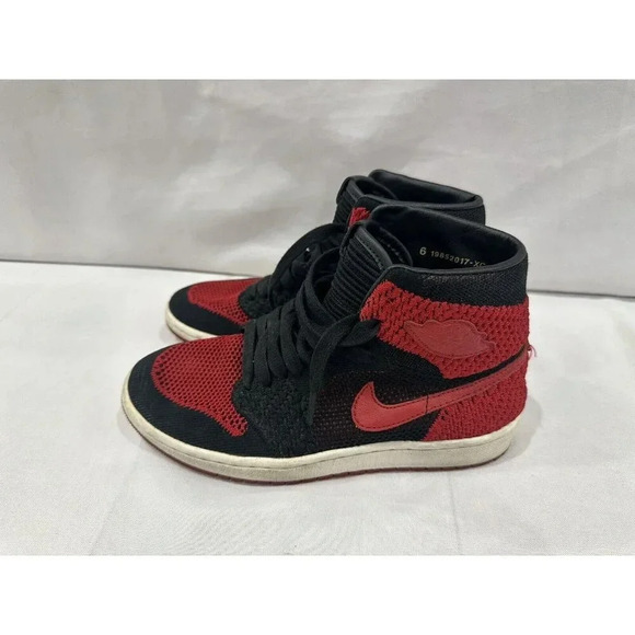bred 1s size 6
